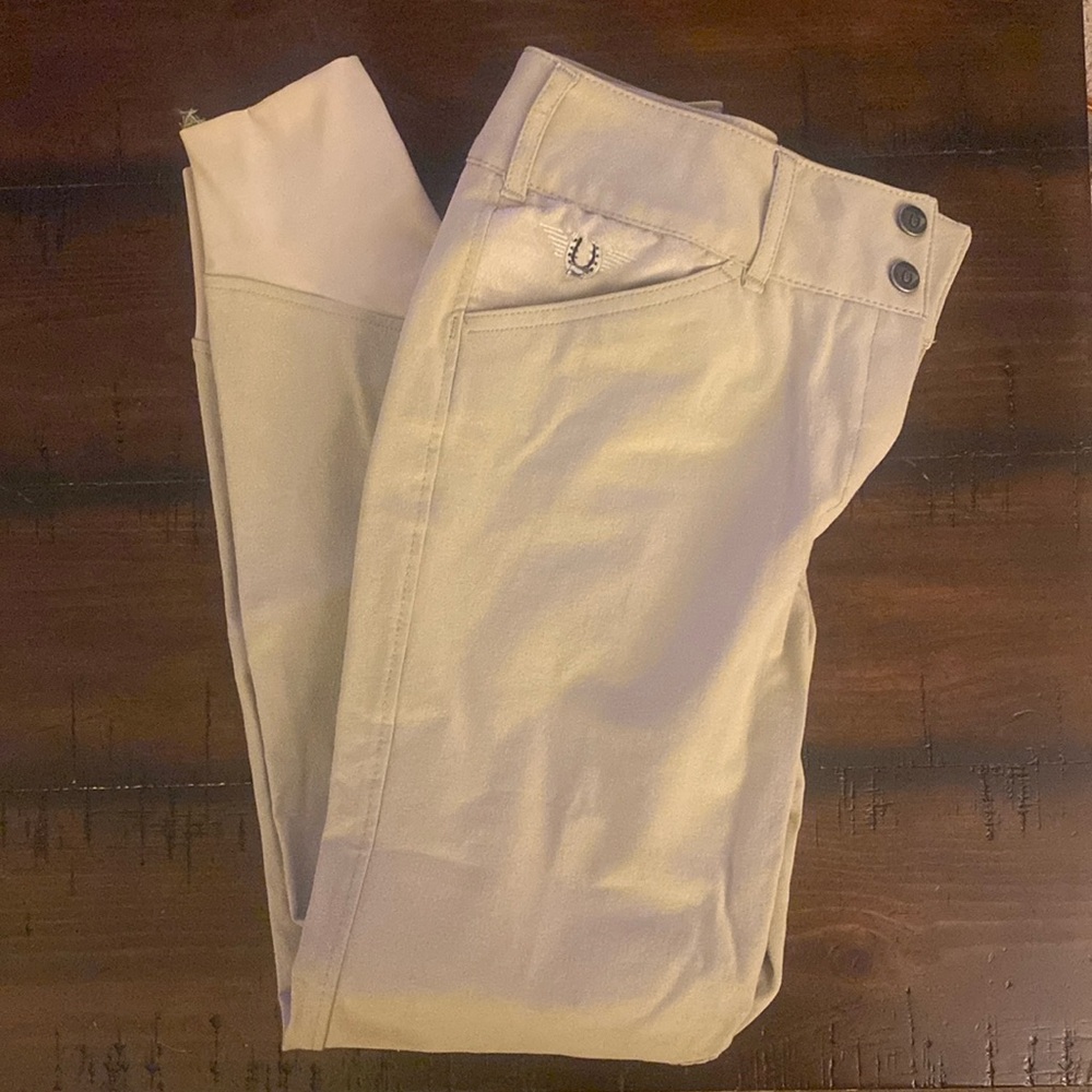 TuffRider Women’s Size 30 Tan Riding Pants. Very lightly worn.